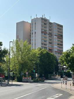 Aussenansicht - Etagenwohnung in 63477 Maintal mit 66m² kaufen