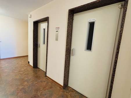 Aufzug - Etagenwohnung in 63477 Maintal mit 66m² kaufen