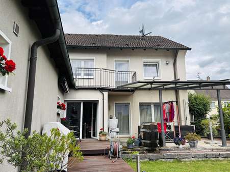 Rückansicht - Einfamilienhaus in 63477 Maintal mit 200m² kaufen