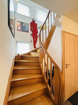 Treppenaufgang - Einfamilienhaus in 63477 Maintal mit 200m² kaufen
