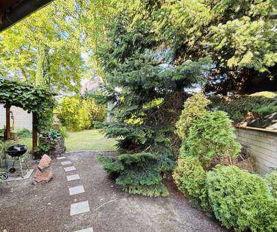 Weg in den Garten - Zweifamilienhaus in 63500 Seligenstadt mit 150m² kaufen