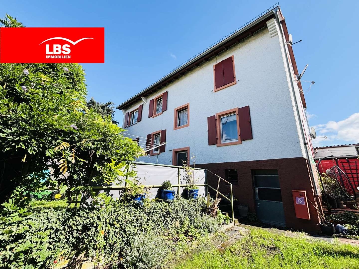 Aussenansicht - Mehrfamilienhaus in 63477 Maintal mit 255m² kaufen
