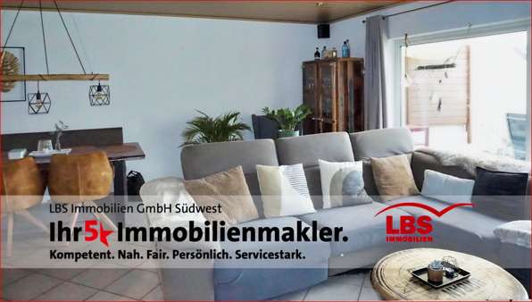 Wohnzimmer Wohnzimmer - Einfamilienhaus in 67459 Böhl-Iggelheim mit 150m² kaufen