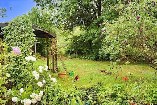 Garten Garten - Mehrfamilienhaus in 54456 Tawern mit 250m² kaufen