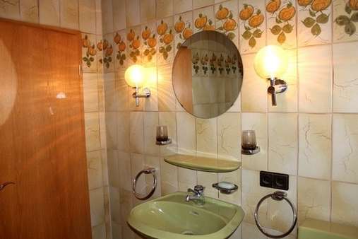 Badezimmer - Reihenendhaus in 54343 Föhren mit 84m² als Kapitalanlage kaufen