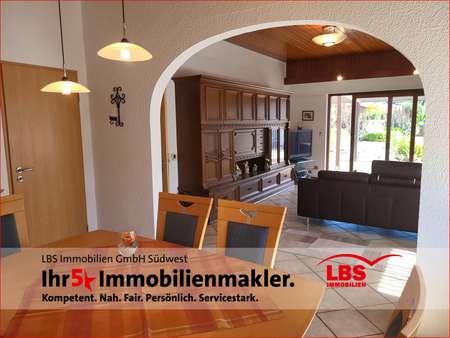 Wohn- und Esszimmer - Einfamilienhaus in 67549 Worms mit 96m² kaufen