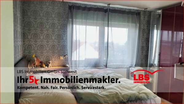 Schlafzimmer - Etagenwohnung in 67346 Speyer mit 84m² kaufen