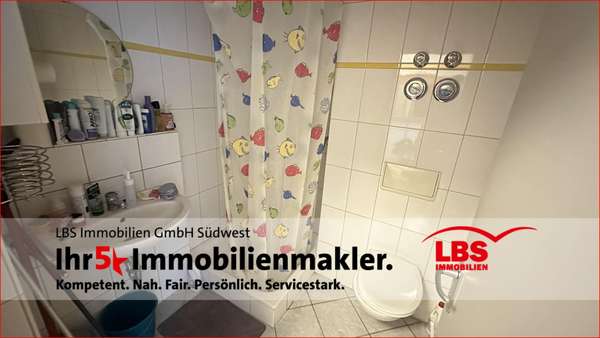 Badezimmer Badezimmer - Etagenwohnung in 67059 Ludwigshafen mit 38m² kaufen