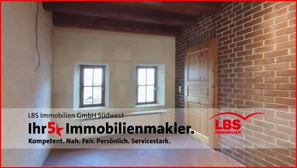 Fensterwand zur Vorderseite - Reihenmittelhaus in 67098 Bad Dürkheim mit 84m² kaufen