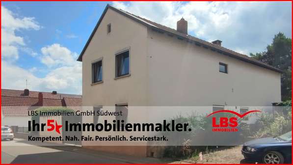 Hausansicht Langseite (Traufseite) - Einfamilienhaus in 67159 Friedelsheim mit 103m² kaufen