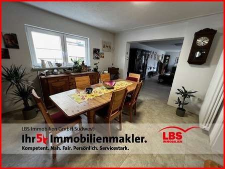 Essen  - Zweifamilienhaus in 67304 Eisenberg mit 242m² kaufen