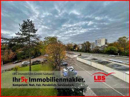 Blick vom Balkon Blick vom Balkon - Etagenwohnung in 67227 Frankenthal mit 94m² kaufen
