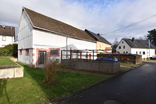 Scheune mit Hinterhof - Einfamilienhaus in 56271 Roßbach mit 180m² kaufen