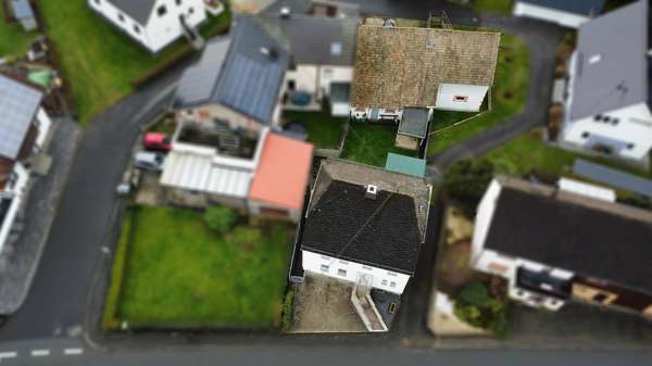 Wohnhaus mit Scheune - Einfamilienhaus in 56271 Roßbach mit 180m² kaufen