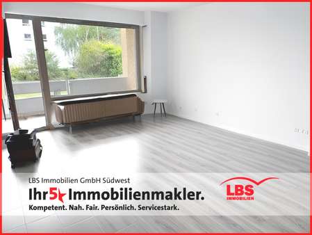 Wohnzimmer - Erdgeschosswohnung in 55128 Mainz mit 100m² kaufen