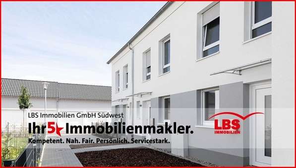 02 Hauseingänge 02 Hauseingänge - Reihenmittelhaus in 55435 Gau-Algesheim mit 141m² kaufen