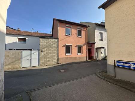 Außenansicht - Einfamilienhaus in 55543 Bad Kreuznach mit 105m² kaufen