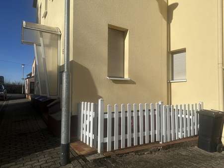 Außenansicht 2 - Reihenmittelhaus in 55743 Idar-Oberstein mit 137m² kaufen