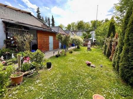 Gartenansicht - Mehrfamilienhaus in 56076 Koblenz mit 248m² kaufen