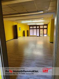 Blick von der Empore - Büro in 45721 Haltern am See mit 100m² mieten