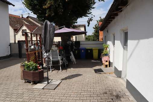 Hof Hof - Mehrfamilienhaus in 67580 Hamm mit 350m² kaufen