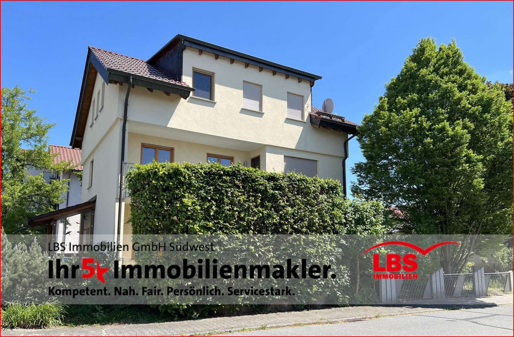 Strassenansicht - Einfamilienhaus in 68642 Bürstadt mit 185m² kaufen