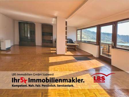 Wohnzimmer mit Rheinblick - Einfamilienhaus in 56346 St. Goarshausen mit 163m² kaufen