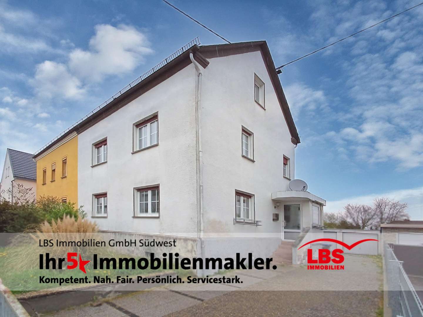 Ansicht mit Einfahrt Ansicht mit Einfahrt - Einfamilienhaus in 65626 Birlenbach mit 133m² kaufen