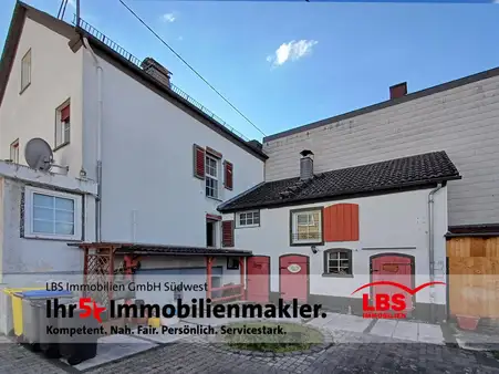 Außergewöhnliches Haus mit Charme für die kleine Familie