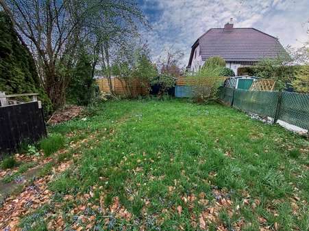 viel Platz zum Toben viel Platz zum Toben - Einfamilienhaus in 65626 Birlenbach mit 133m² kaufen