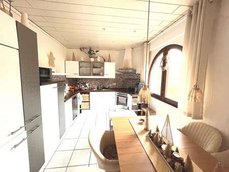 Küche Küche - Etagenwohnung in 56645 Nickenich mit 87m² kaufen