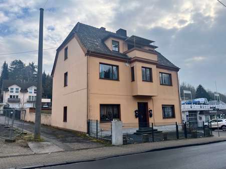 Vorderseite 3 Vorderseite 3 - Mehrfamilienhaus in 56077 Koblenz mit 248m² kaufen