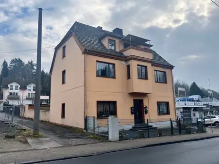Kapitalanlage mit akzeptabler Rendite in Koblenz-Niederberg!