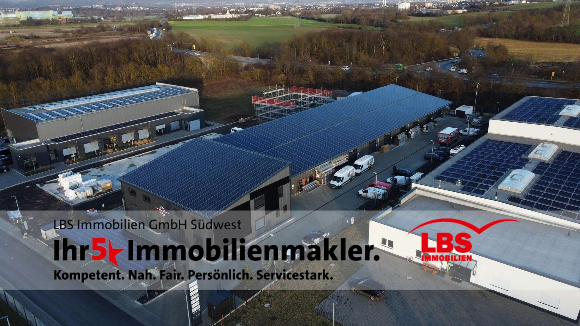 Drohnensicht - Halle in 56626 Andernach mit 1800m² kaufen
