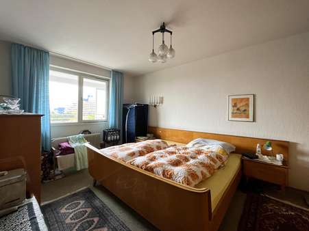 Schlafzimmer - Etagenwohnung in 50679 Köln mit 61m² kaufen