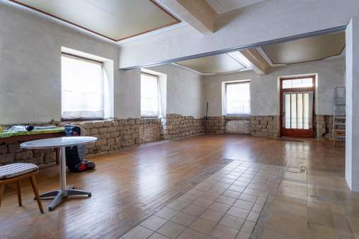 Ehemaliger Gastraum - Reiheneckhaus in 66871 Herchweiler mit 94m² kaufen