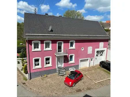 Komplett saniert, ideal auch als Ferienwohnanlage! 
