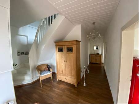 Einfamilienhaus in 66999 Hinterweidenthal mit 154m² kaufen
