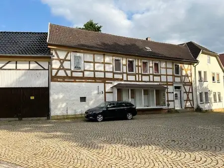 Wohn- und Geschäftshaus in Heringen