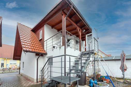 AHV01108 - Mehrfamilienhaus in 77977 Rust mit 195m² kaufen