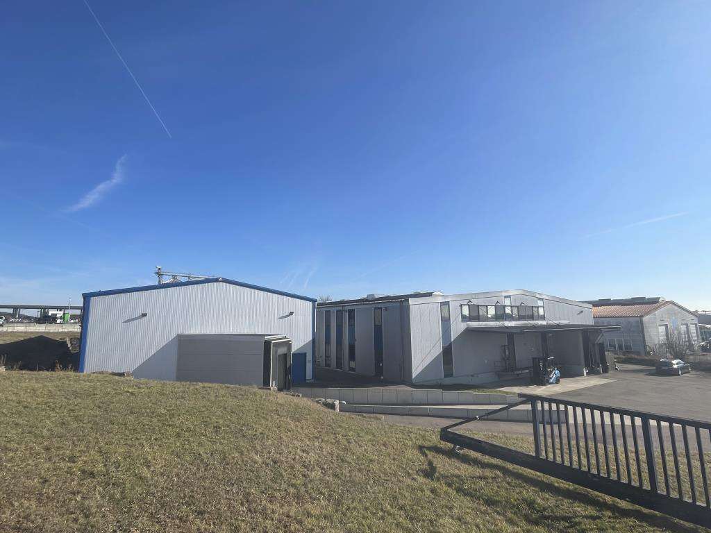 Beide Hallen - Halle in 91550 Dinkelsbühl mit 0m² kaufen