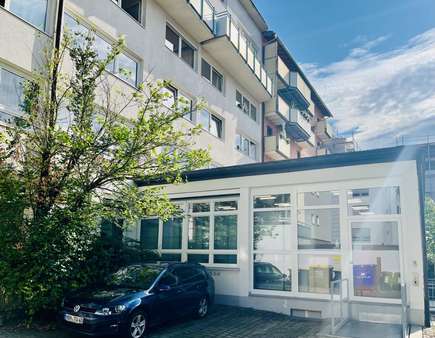 Rückansicht Vorderhaus - Wohn- / Geschäftshaus in 90489 Nürnberg mit 1920m² als Kapitalanlage kaufen