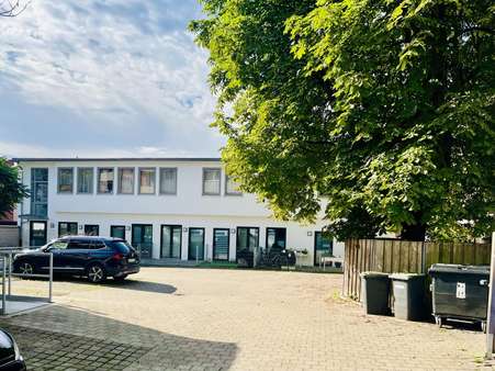 Rückgebäude - Wohn- / Geschäftshaus in 90489 Nürnberg mit 1920m² als Kapitalanlage kaufen