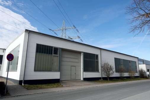 Anliefersituation - Halle in 90530 Wendelstein mit 893m² mieten