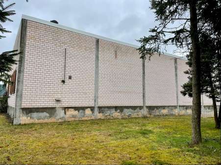 Ansicht West - Halle in 91186 Büchenbach mit 275m² kaufen