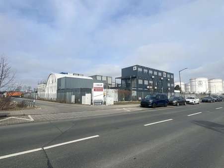 Straßenansicht - Zins in 90768 Fürth mit 0m² als Kapitalanlage kaufen
