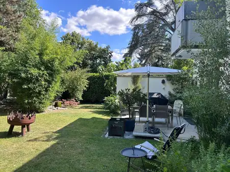 Tipp-Topp freistehendes Ein-bis Zweifamilienhaus in Eltville-Erbach - ein wirkliches Schmuckstück 