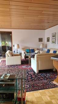 Blick Wohnzimmer1 Blick Wohnzimmer1 - Bungalow in 61350 Bad Homburg mit 124m² kaufen