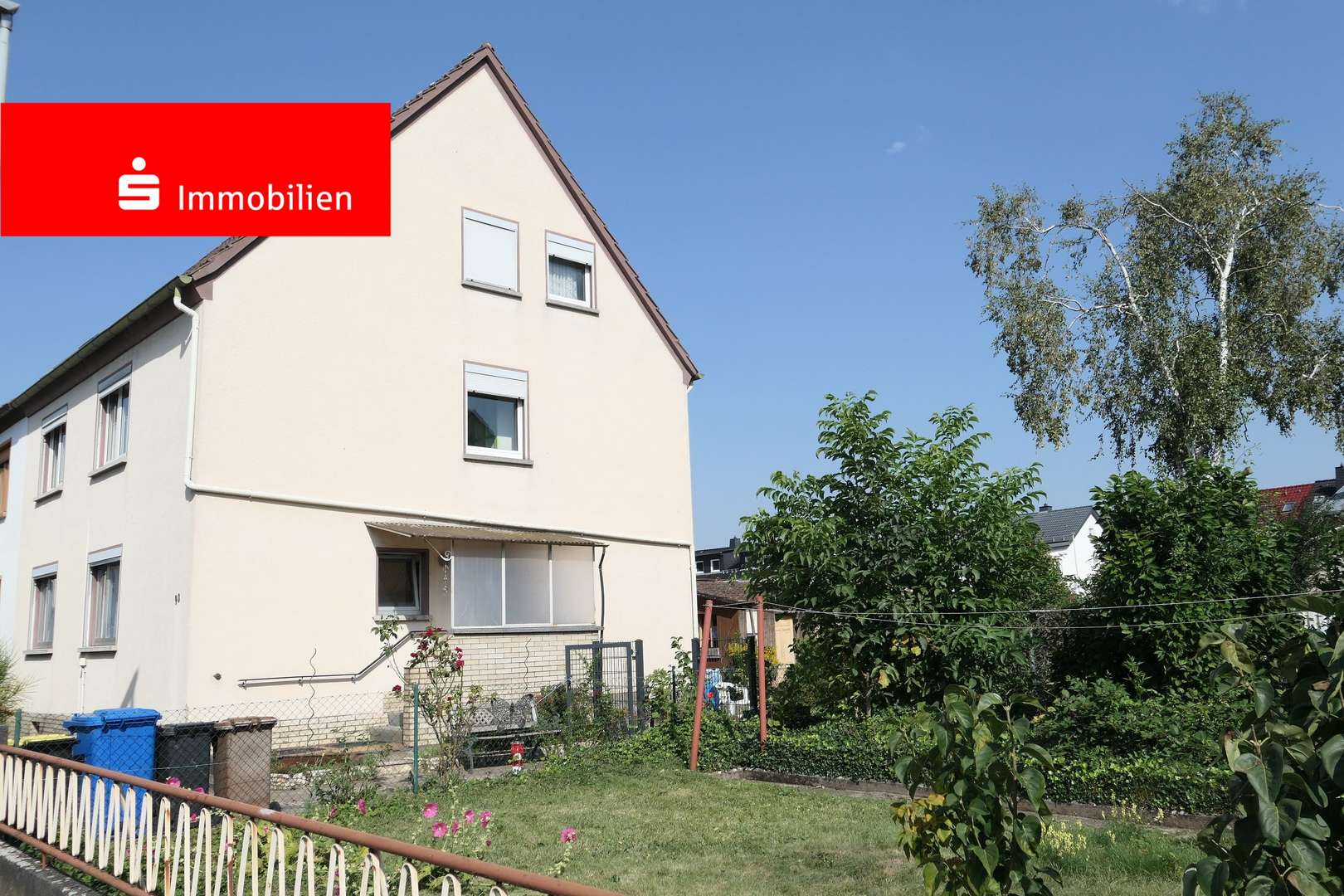 Ansicht Eingang - Zweifamilienhaus in 65439 Flörsheim mit 105m² kaufen