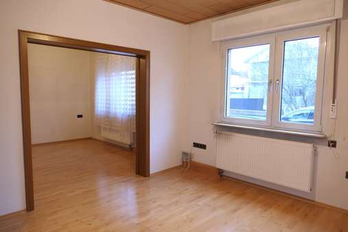 Wohn-Esszimmer Erdgeschoss  - Einfamilienhaus in 65439 Flörsheim mit 138m² kaufen